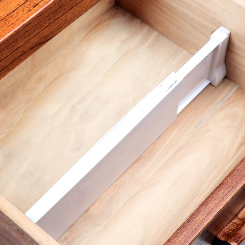 Séparateur de tiroir extensible